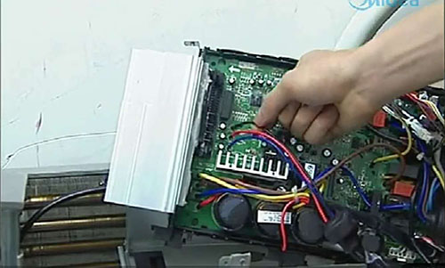 黄山美的空调电话是多少